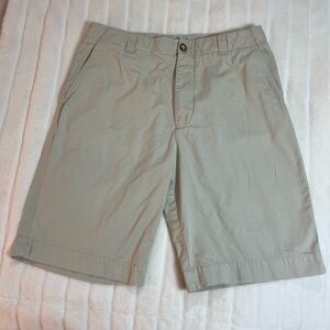 Lacoste Men's Chino Shorts
Tan‎ - Size 42